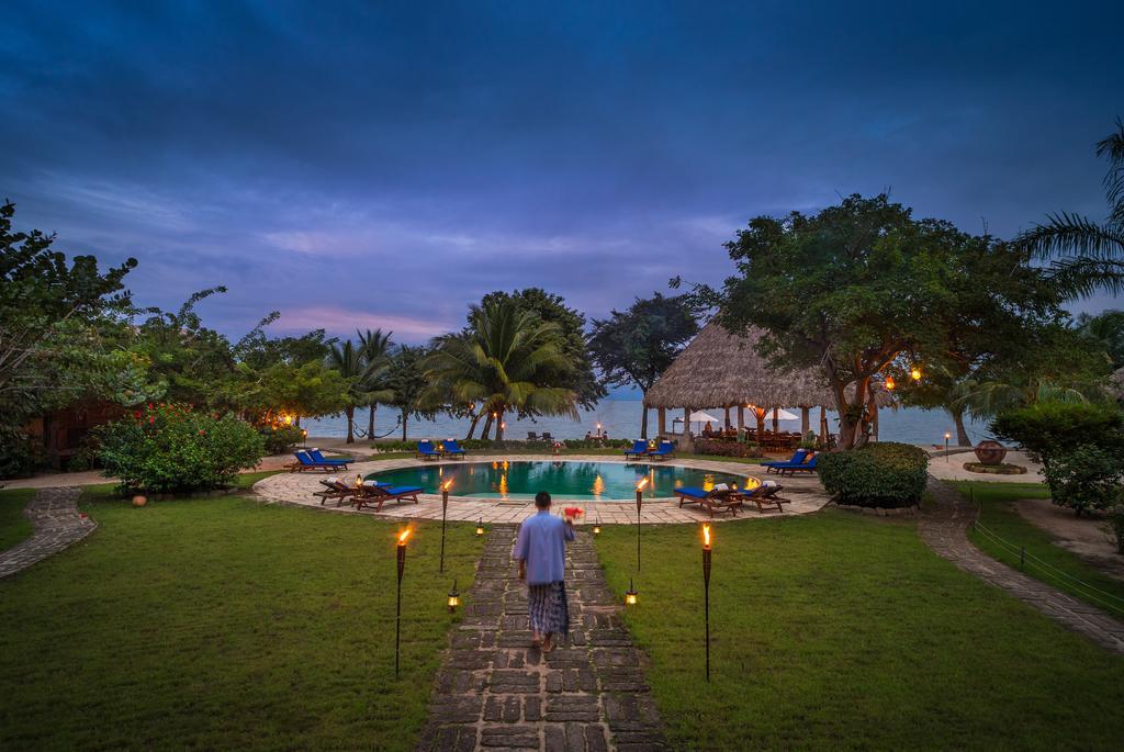 Turtle Inn By Francis Ford Coppola Placencia Exterior foto